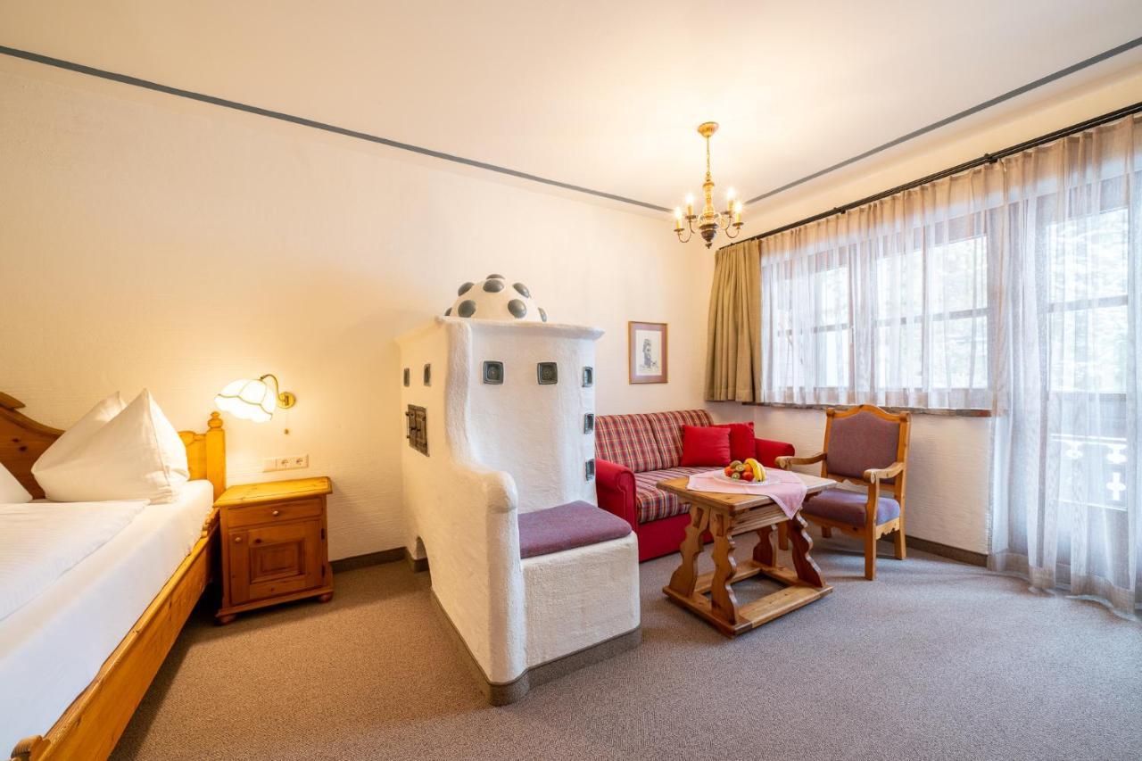 Hotel Trattlerhof Bad Kleinkirchheim Exterior photo
