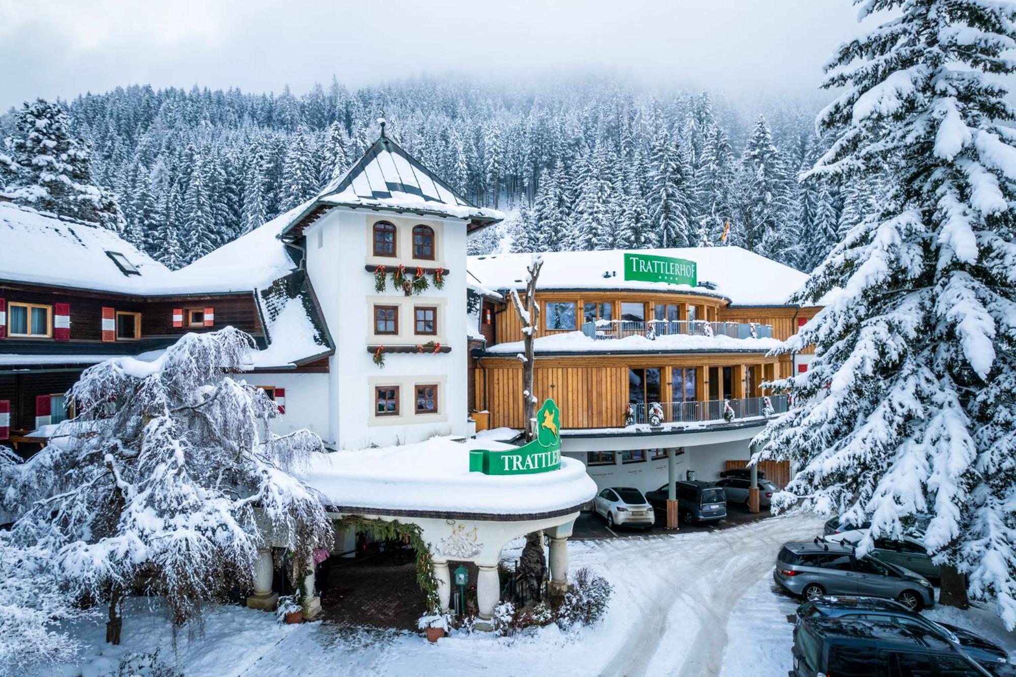 Hotel Trattlerhof Bad Kleinkirchheim Exterior photo