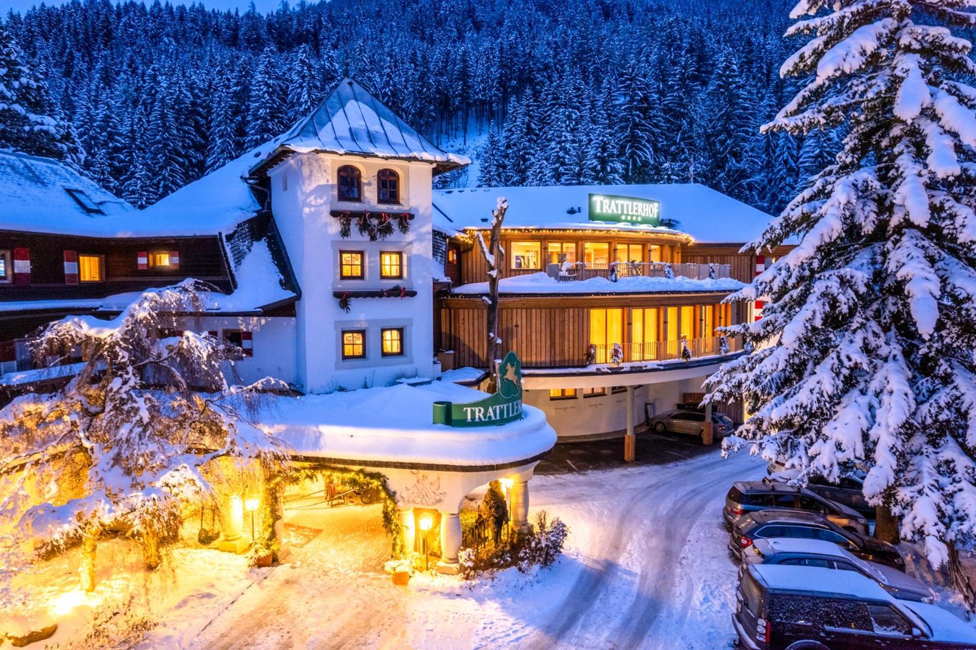 Hotel Trattlerhof Bad Kleinkirchheim Exterior photo